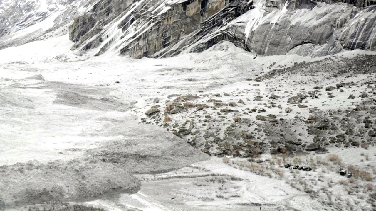 Two tourists killed as glacier collapses in Naran
