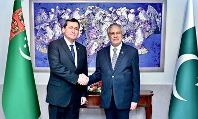 Dar welcomes Turkmenistan's FM at Foreign Office to hold talks