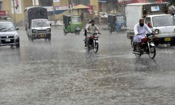 پنجاب کے مختلف شہروں میں موسلادھار بارش، بجلی معطل