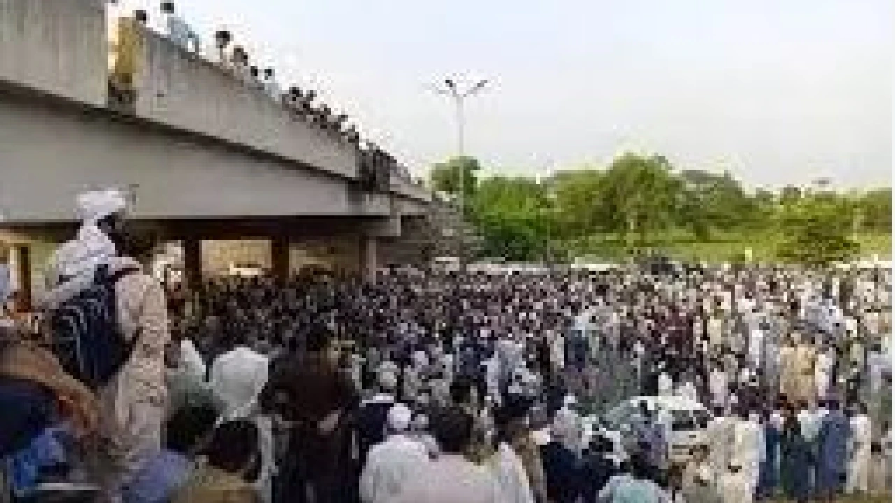 Police arrest JI workers in Islamabad