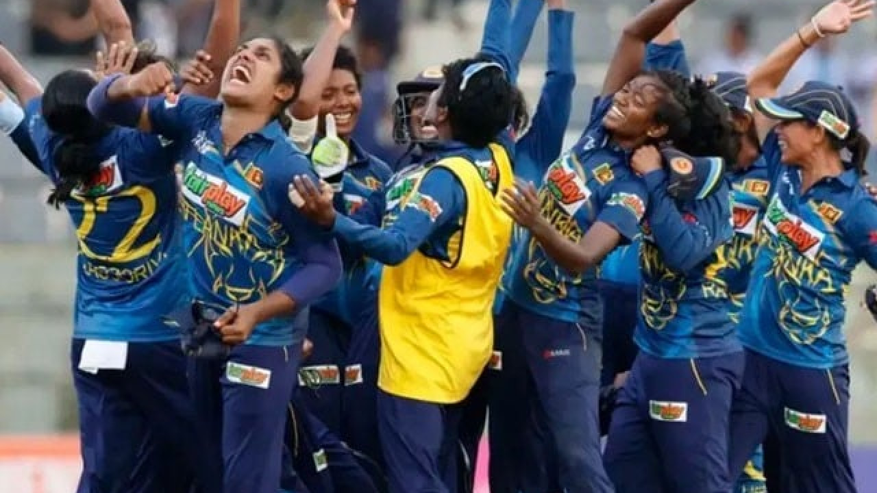 ویمن ایشیا کپ، سری لنکا نے بھارت کو  شکست دے کر ٹائٹل اپنے نام کرلیا