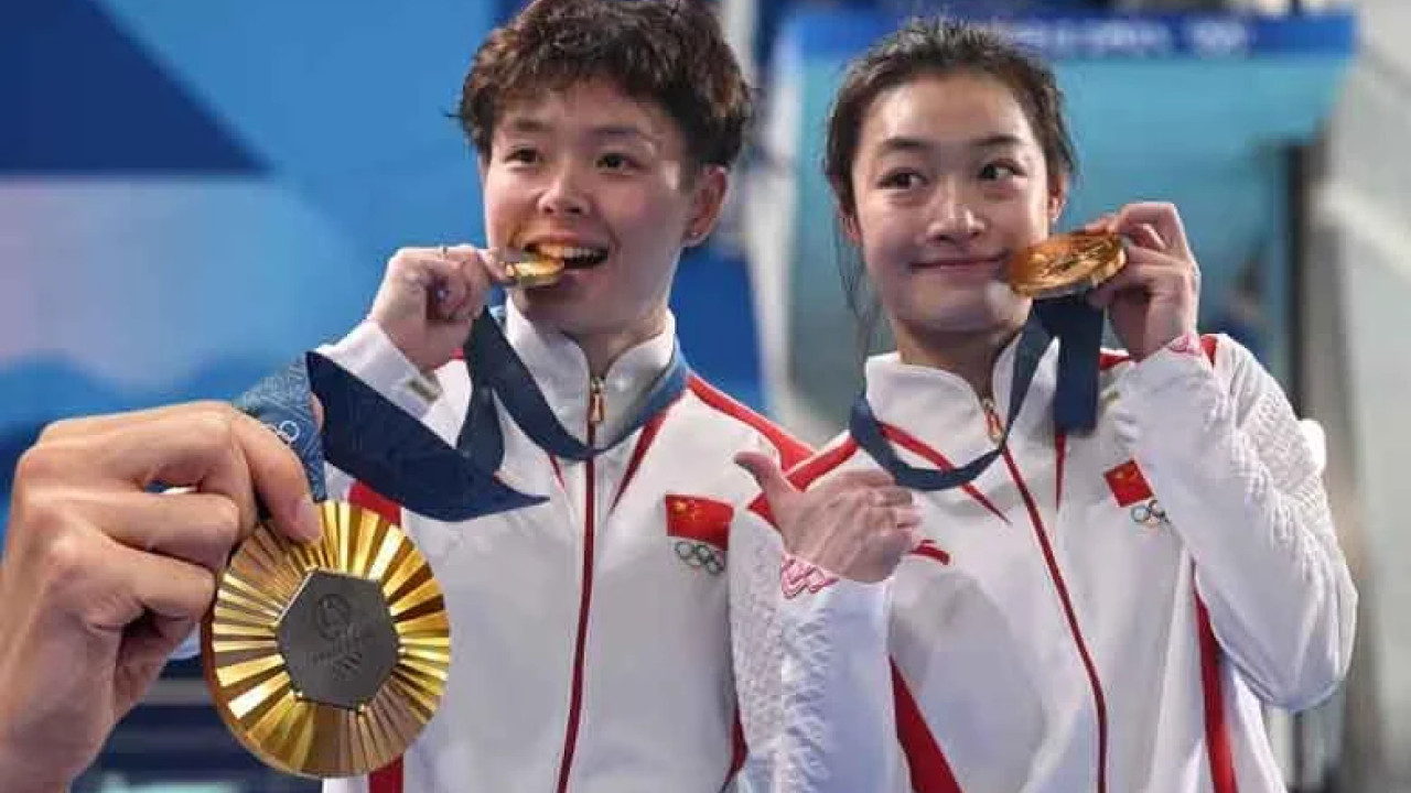 پیرس اولمپک گیمز 2024 میں پہلا طلائی تمغہ چین کے ایتھلیٹس نے جیت لیا