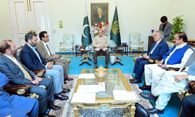 In meeting with PM, MQM-P delegation highlights Karachi issues: Aurangzeb Khan