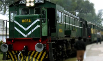 Pakistan Railways reduces fare on all classes