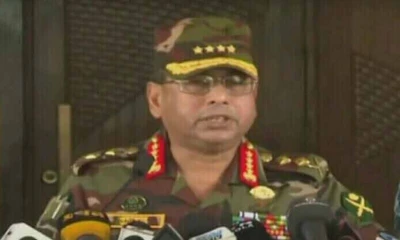 Bangladesh army chief says will 'form an interim government'