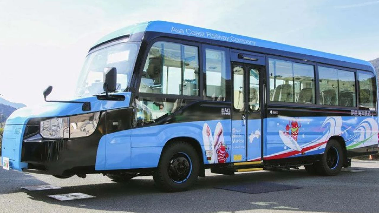 World's first 'dual-mode vehicle' to begin operating in Japan