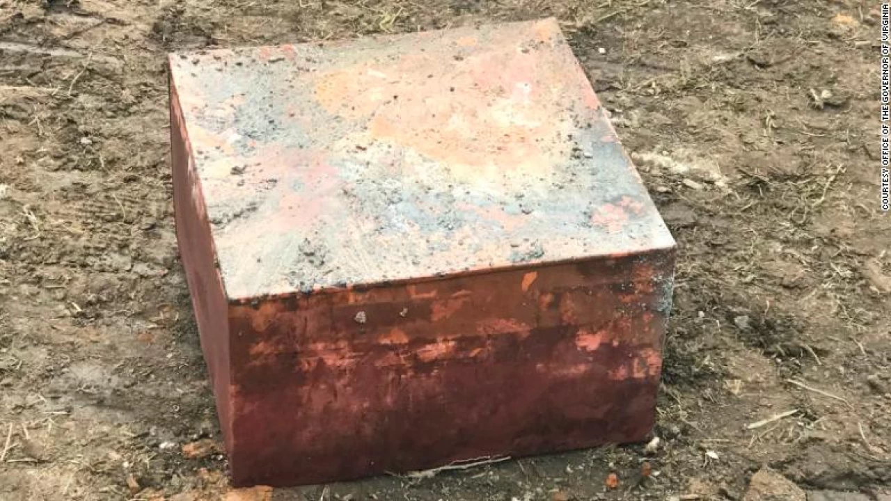 130-year-old time capsule found in base of US statue 