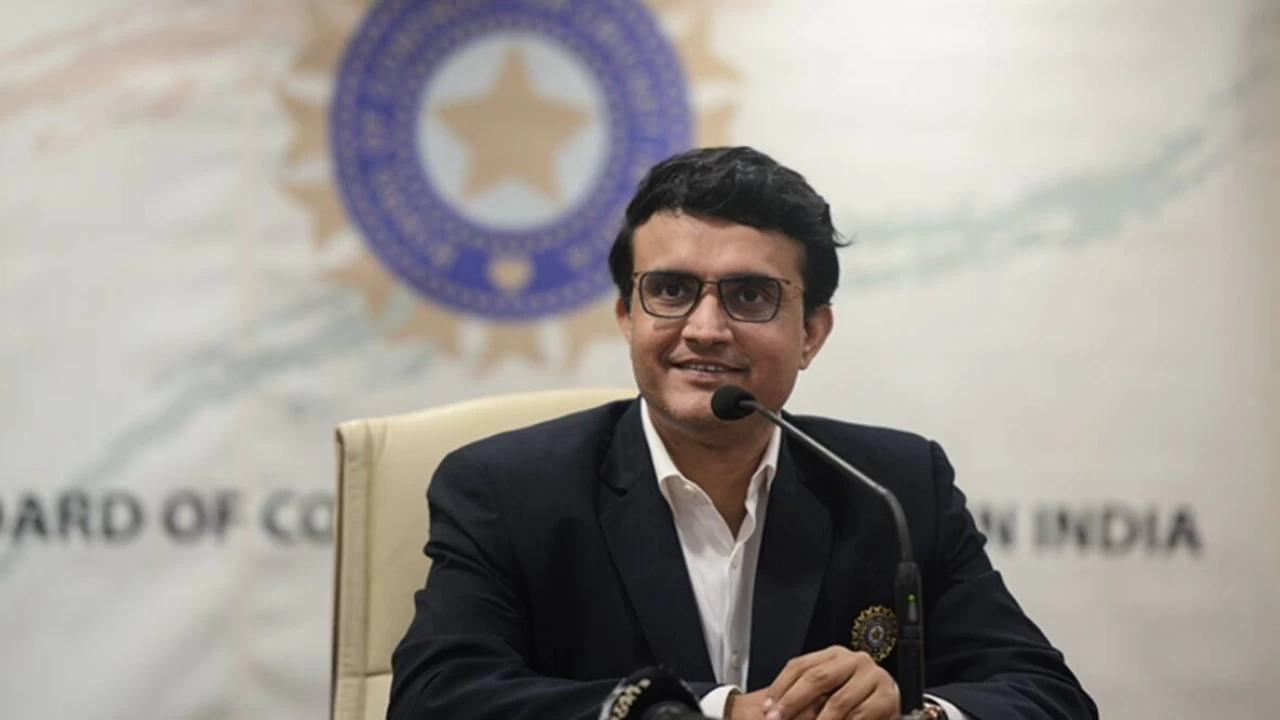 Former India captain Sourav Ganguly contracts COVID-19