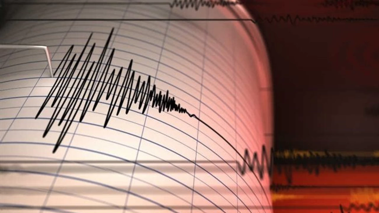 5.7 magnitude earthquake jolts Greece