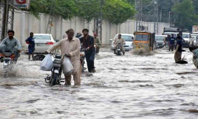 لاہور سمیت پنجاب کے مختلف شہروں میں موسلادھار بارش،نشیبی علاقے زیر آب