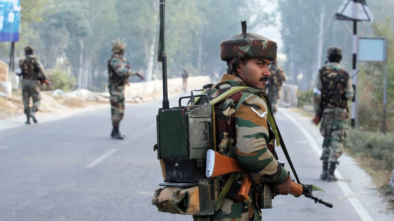 Indian troops martyr three youth in IIOJK