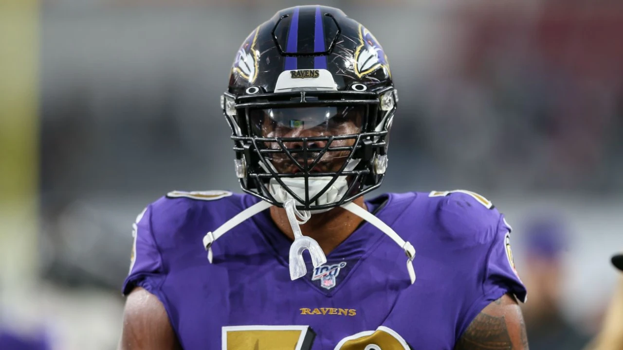 Ravens' Stanley felt like target for formation flags