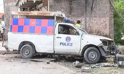 11 injured in S. Waziristan bomb attack on police van