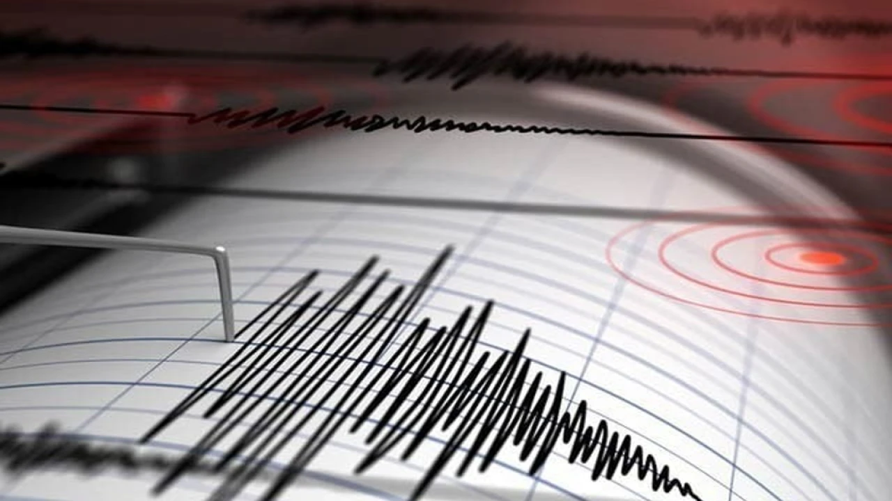 Magnitude 5.7 earthquake jolts Lahore, Islamabad and other cities