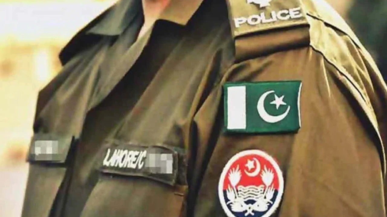 CM Punjab orders to install body cams on police personnel