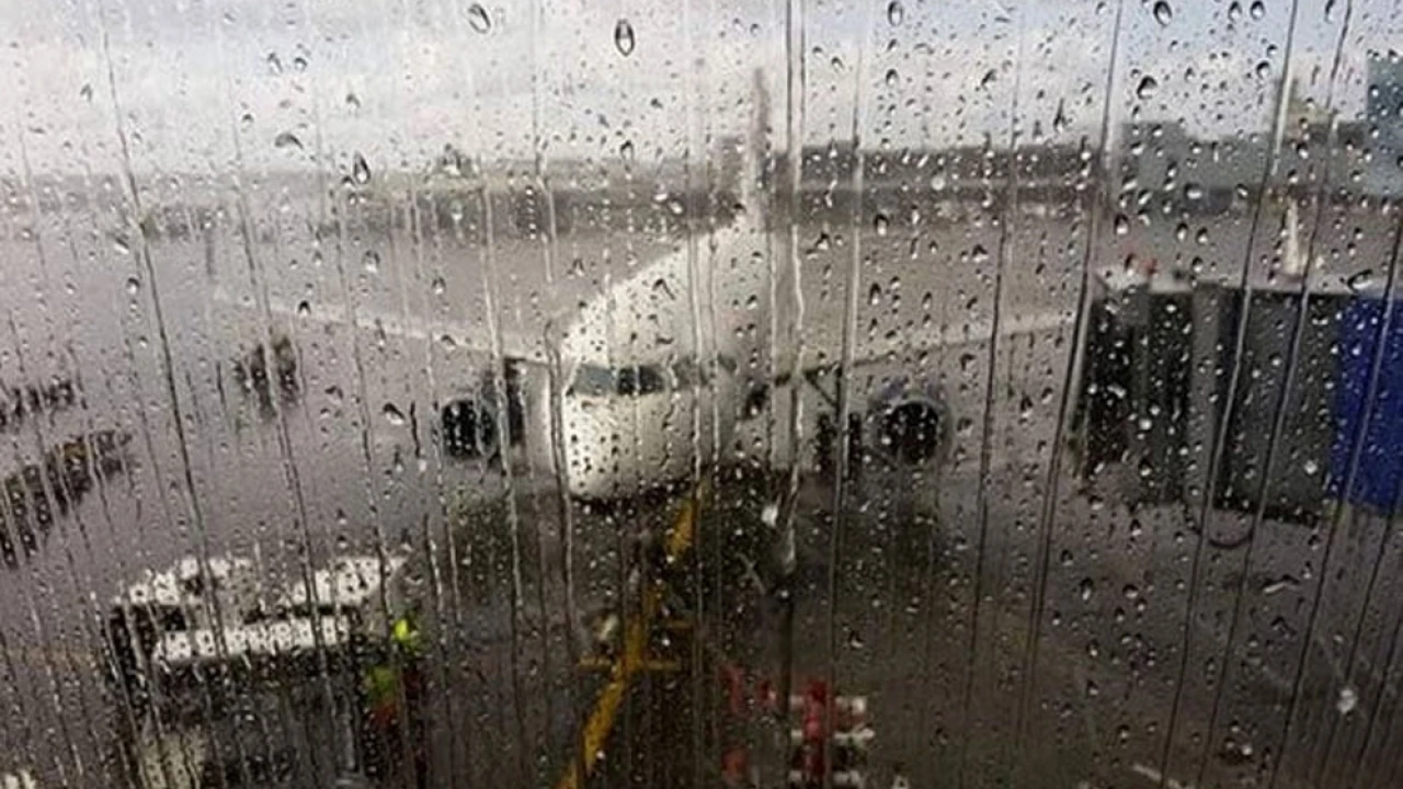 Heavy rain affects flight operations in Islamabad