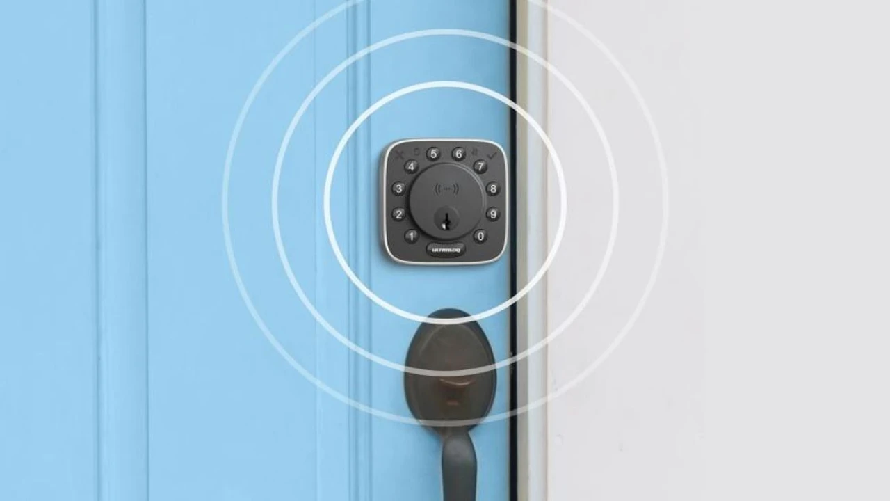 This is the first smart lock to support ultra-wideband