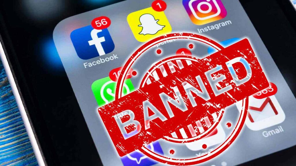 KP Police Ban Social Media Use For Officers, Personnel