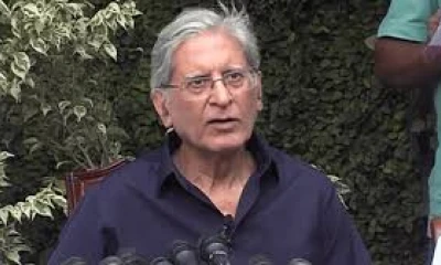 Constitutional Amendment not expected to pass easily: Aitzaz Ahsan