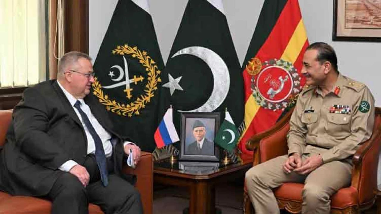 COAS reiterates stronger defense ties between Pakistan and Russia