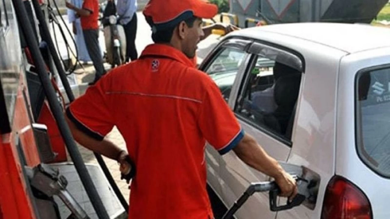 Govt hikes per litre price of petrol and diesel by Rs4 each