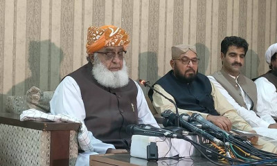 مولانا فضل الرحمان نے پارلیمنٹ کو جعلی قرار دیتے ہوئے ایک بار پھر نئے الیکشن کا مطالبہ کردیا