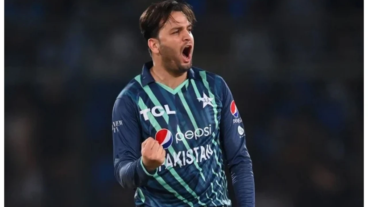 Pakistani spinner Usman Qadir retires from Pakistani cricket