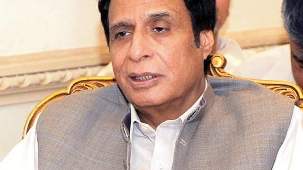 Remove of Pervaiz Elahi, family's names from PCL, LHC orders