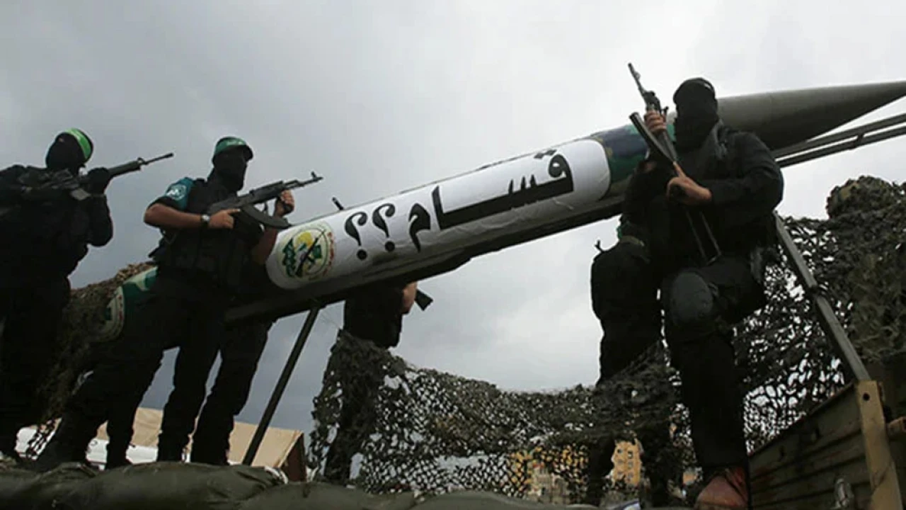 Hamas again fires rockets at Tel Aviv after 1 year of Gaza war