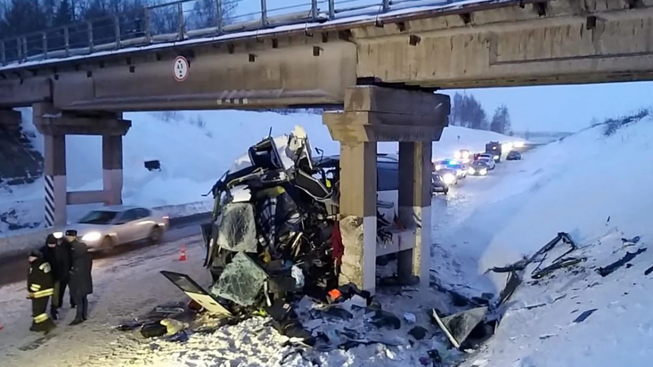 Five killed, 21 injured in Moscow bus accident