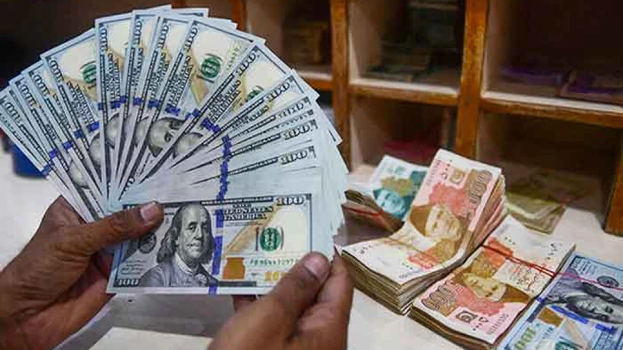 Pakistan remittances surge by 29pc compared to Sept 2023