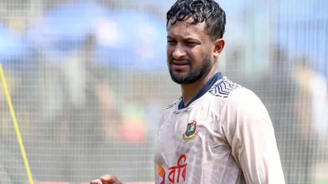 Bangladeshi cricketer Shakib apologises after several months