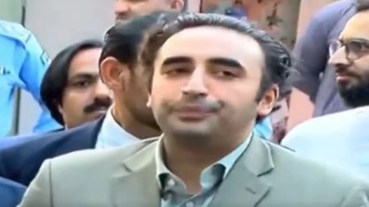 Bilawal claims PPP, JUI-F reach '100pc consensus' on constitutional package