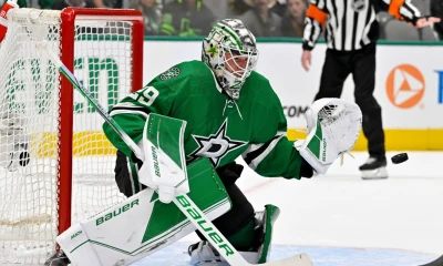 Stars sign Oettinger to 8-year, $66M extension