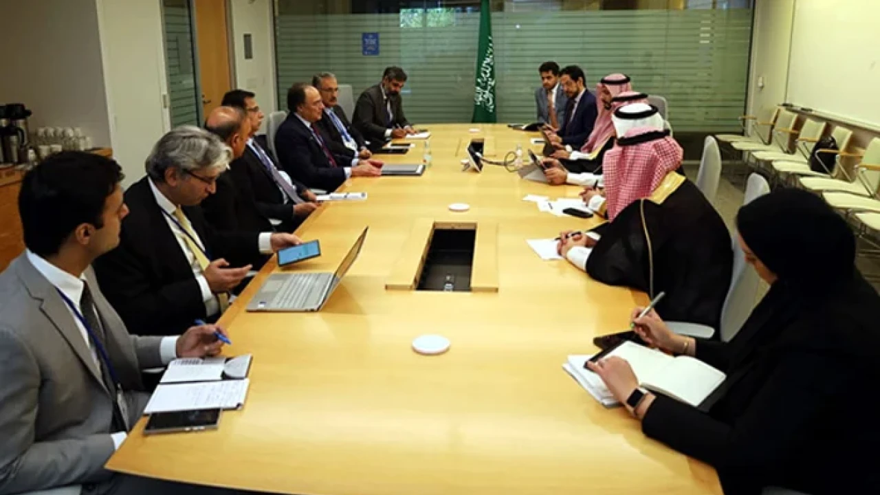 Pakistan, Saudi Arabia resolve to promote investment in key sectors