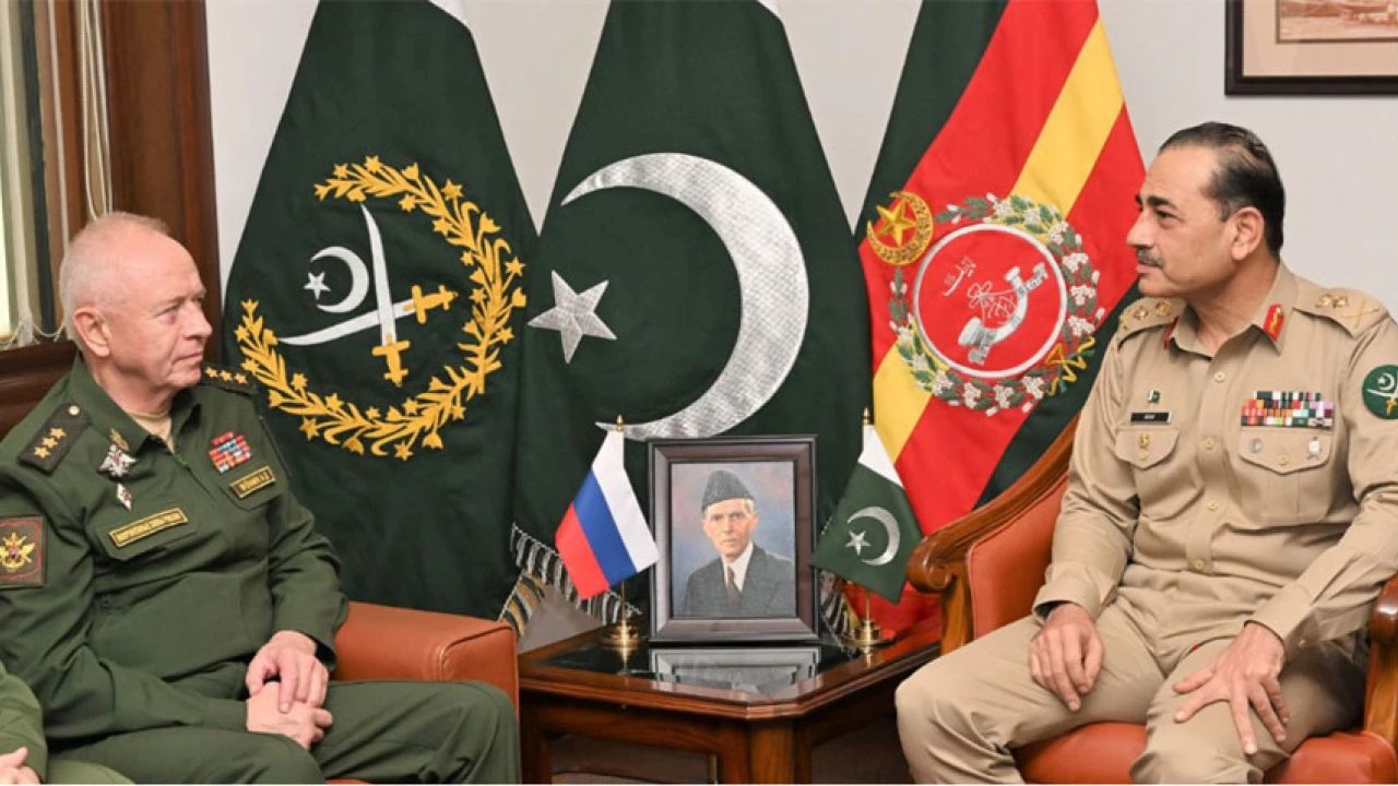 Pakistan, Russia vow to bolster security, defence cooperation