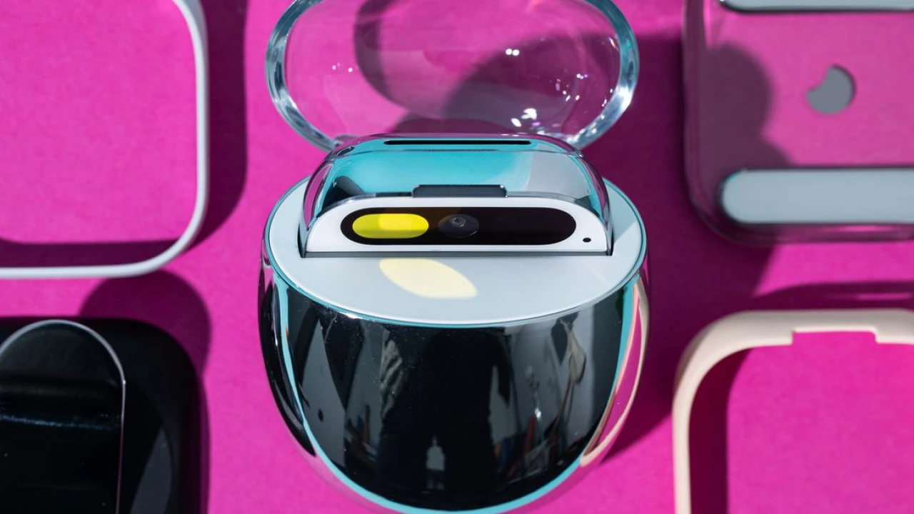 Humane recalls the AI Pin’s charging case due to overheating concerns