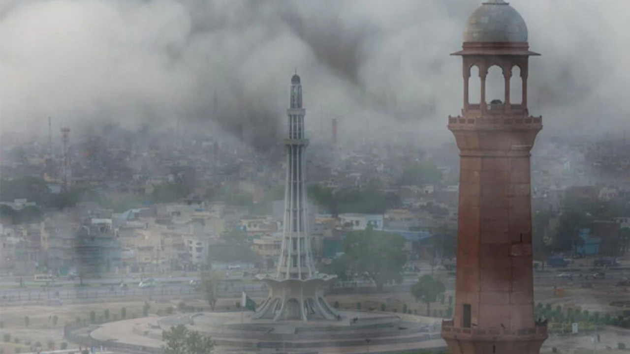 Smog: Lahore at number one in air pollution