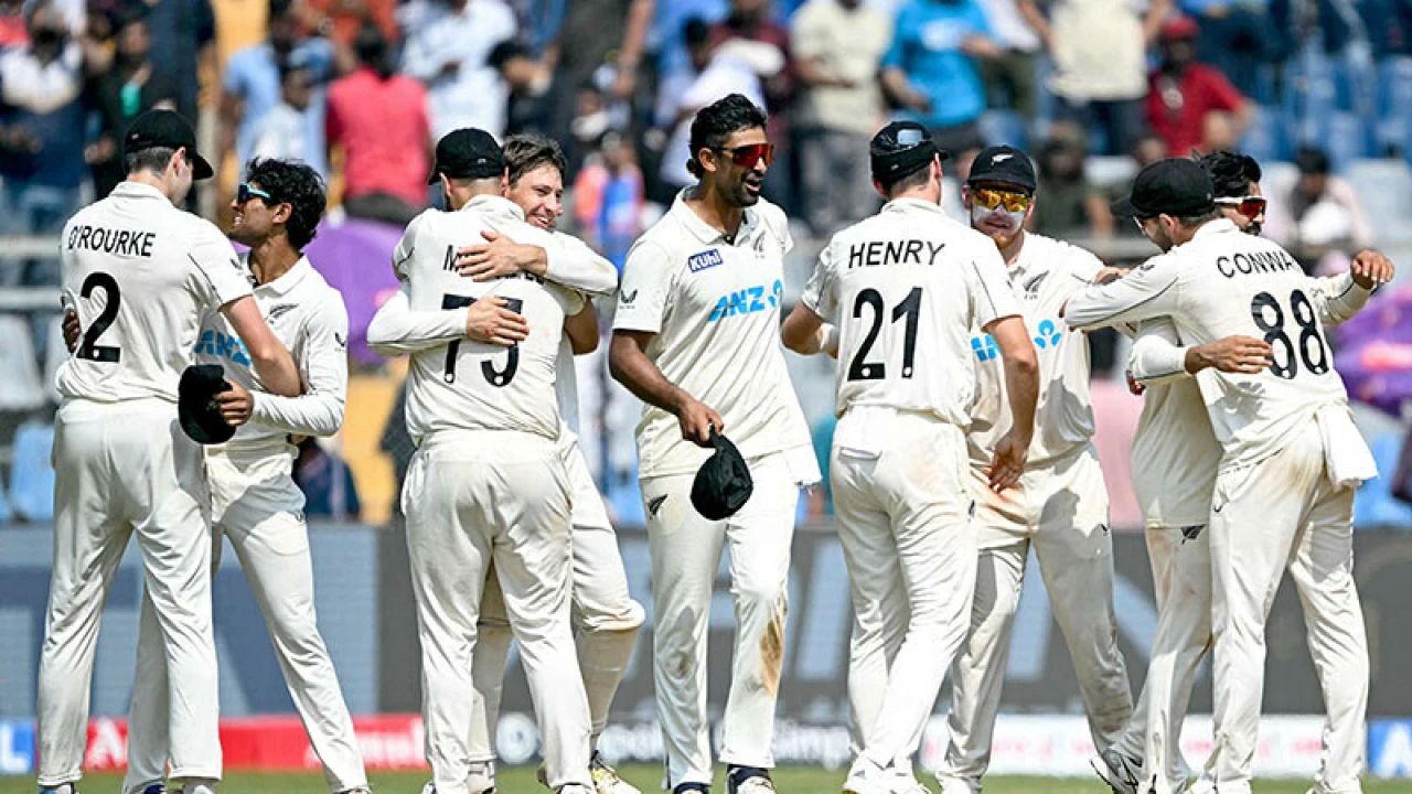 New Zealand beat India in third test to complete famous 3-0 sweep