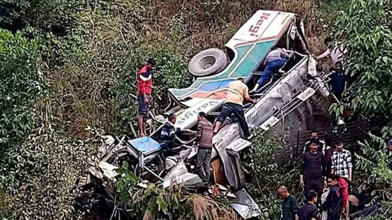 36 killed as bus falls into ditch in Uttarakhand