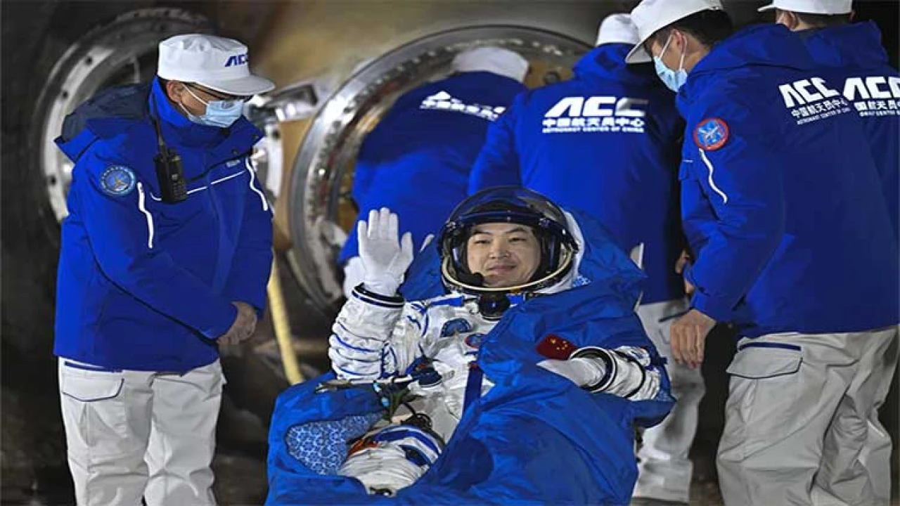 China space station crew returns to Earth after 6 months in space