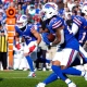 Bills' Ray Davis scored on 63-yard catch-and-run against Dolphins