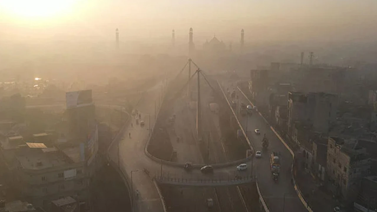 Lahore again tops most polluted cities