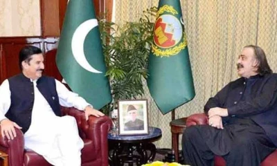 KP Governor, chief minister discuss provincial issues