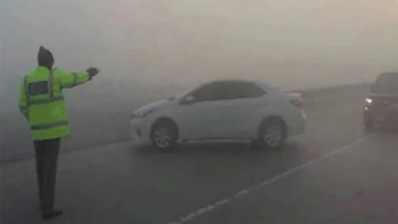 Smog, fog: Low visibility, Punjab motorways closed 