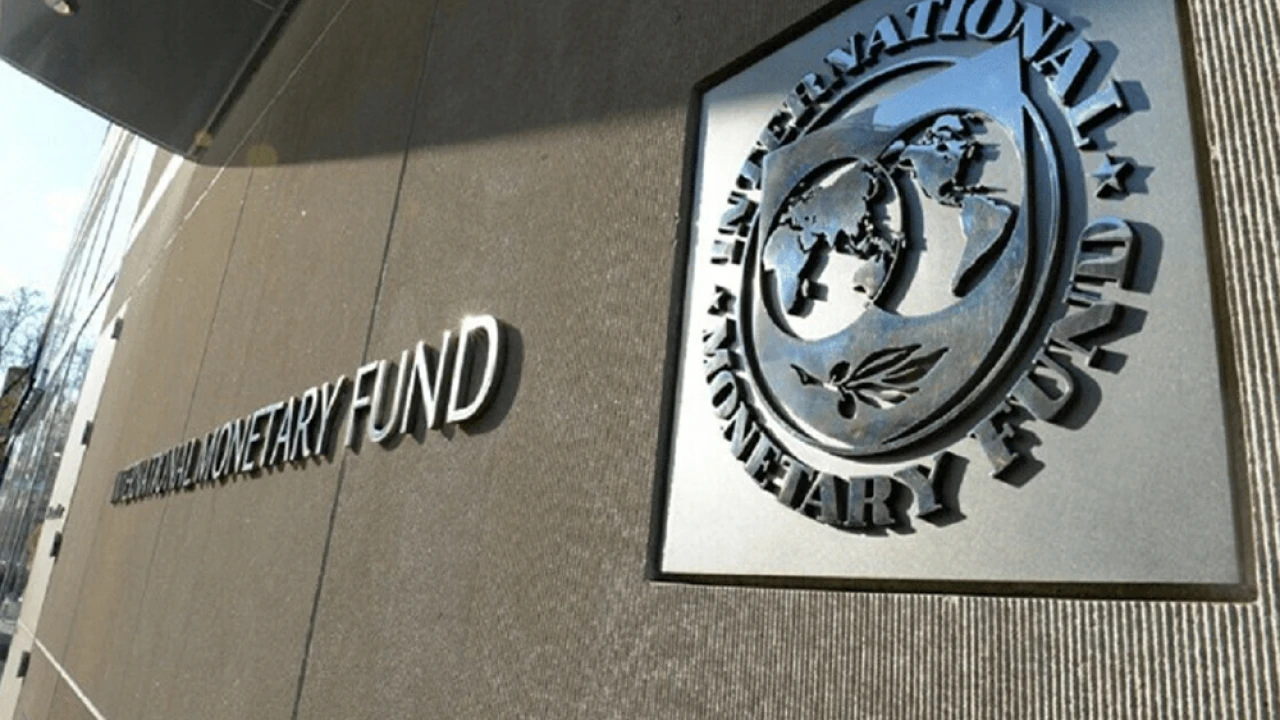 IMF delegation to visit Pakistan today till Nov 15