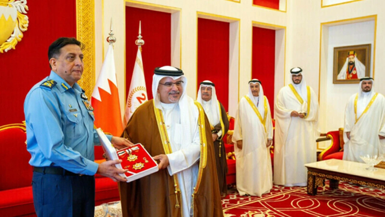 Bahrain's First-Class Medal for Air Chief Marshal