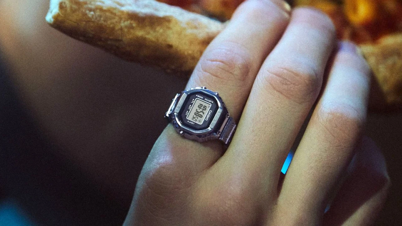 Casio’s first smart ring has innovative features like a stopwatch and flashing alarm