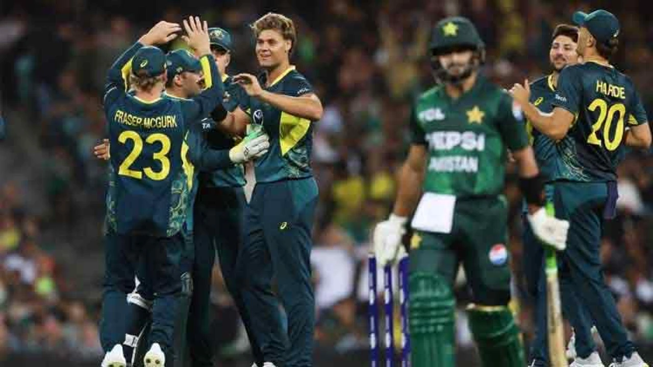 Australia beat Pakistan by 13 runs, clinch T20I series