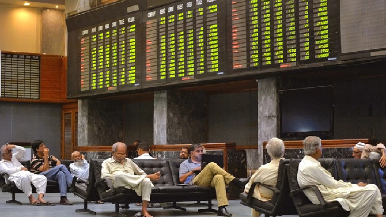 Bloomberg projects 27pc growth for Pakistan Stock Exchange by 2025 end